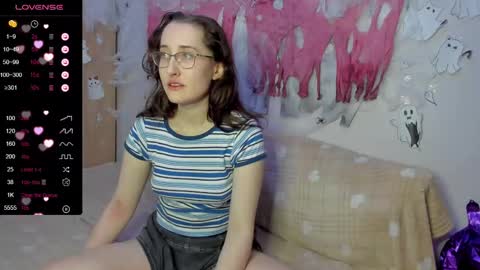 Snapshot of x_purr_agatha_x chatting on 12/11/24, 02:30 Agatha online show from 12/11/24, 02:30