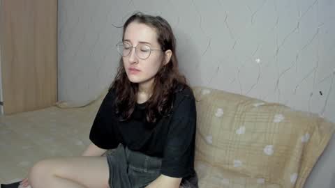 Snapshot of x_purr_agatha_x chatting on 01/24/25, 03:00 Agatha online show from 01/24/25, 03:00