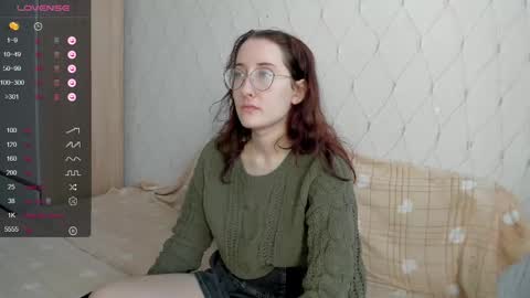 Snapshot of x_purr_agatha_x chatting on 03/05/25, 02:46 Agatha online show from 03/05/25, 02:46