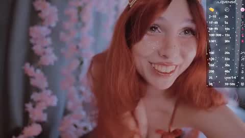 Snapshot of x_sexykitten666_x chatting on 06/26/26, 04:22 Lucy online show from 06/26/26, 04:22