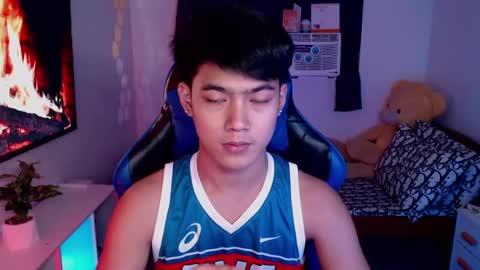 Prince Aldrian  online show from 12/08/24, 10:30