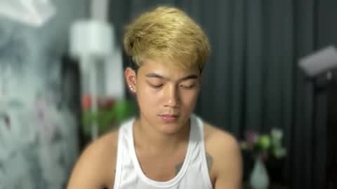 Prince Aldrian  online show from 09/20/25, 03:18