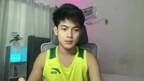 Prince Aldrian  online show from 12/02/25, 06:41