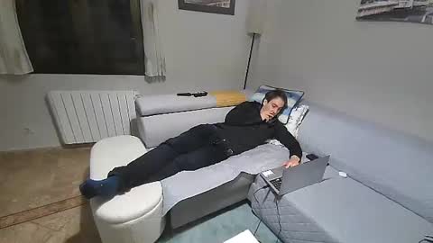 xalegarmax online show from 10/04/25, 09:24