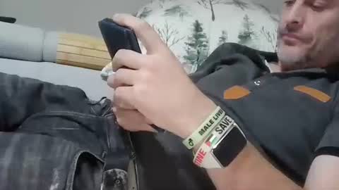 xalegarmax online show from 10/12/25, 11:37