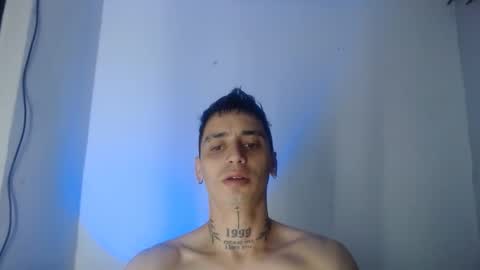 xalejo_max online show from 11/24/25, 08:58
