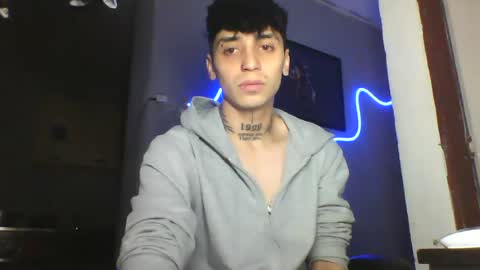 xalejo_max online show from 07/22/26, 11:57