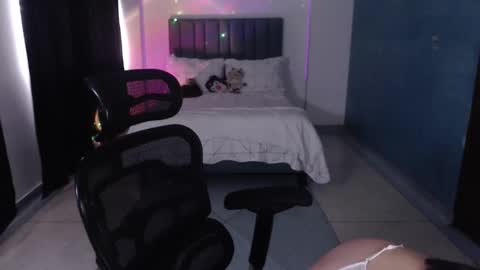 xambar_22x online show from 11/25/25, 10:21