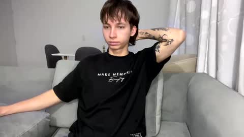 Snapshot of xamyu chatting on 02/25/25, 05:19 Xam online show from 02/25/25, 05:19