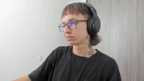 Xam online show from 02/25/26, 07:56