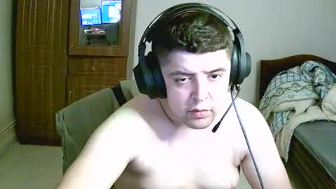 Snapshot of xander717742 chatting on 10/15/25, 06:08 arab bigdick online show from 10/15/25, 06:08