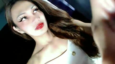 Snapshot of xangel_redx chatting on 12/07/24, 11:45 ANGEL online show from 12/07/24, 11:45