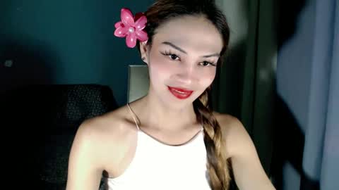 Snapshot of xangel_redx chatting on 02/18/25, 02:49 ANGEL online show from 02/18/25, 02:49