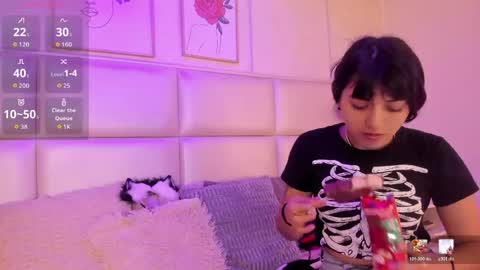 xara_u online show from 04/21/26, 08:01