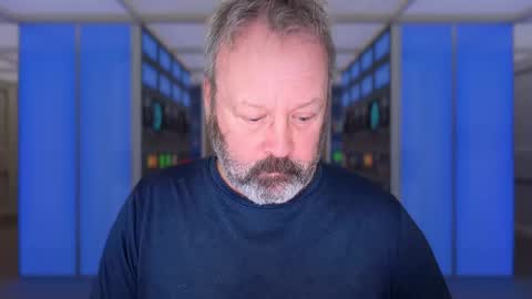 X4RK3V15 online show from 05/03/26, 06:14
