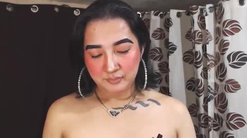 Snapshot of xasianempressx chatting on 01/10/25, 07:11 Nira NOT INTO CHEAP GUYS online show from 01/10/25, 07:11