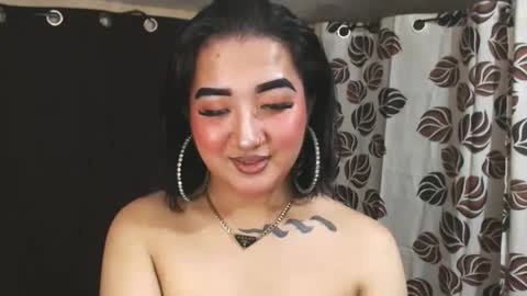 Snapshot of xasianempressx chatting on 01/14/25, 12:22 Nira NOT INTO CHEAP GUYS online show from 01/14/25, 12:22