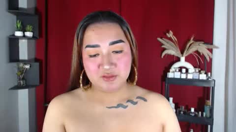 Snapshot of xasianempressx chatting on 09/25/25, 02:21 Nira NOT INTO CHEAP GUYS online show from 09/25/25, 02:21