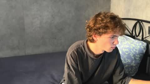Snapshot of xavier_200 chatting on 10/10/25, 04:11 Xavier  PVT open  online show from 10/10/25, 04:11