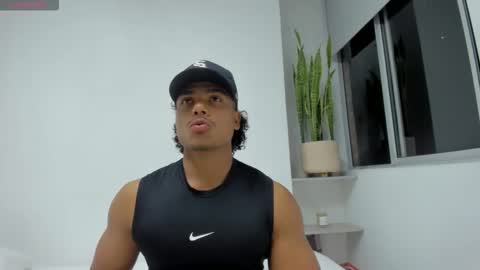 Xavier online show from 01/08/26, 01:08