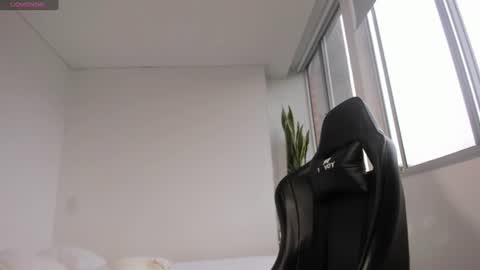 Snapshot of xavier_colleman chatting on 06/13/26, 10:51 Xavier online show from 06/13/26, 10:51