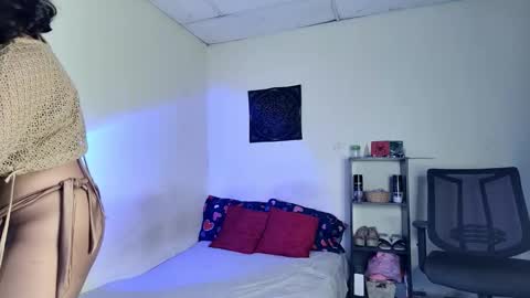 Snapshot of xayahnds chatting on 01/15/26, 07:06 XAYAH online show from 01/15/26, 07:06