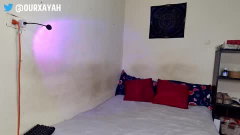 Snapshot of xayahnds chatting on 01/17/26, 11:08 XAYAH online show from 01/17/26, 11:08