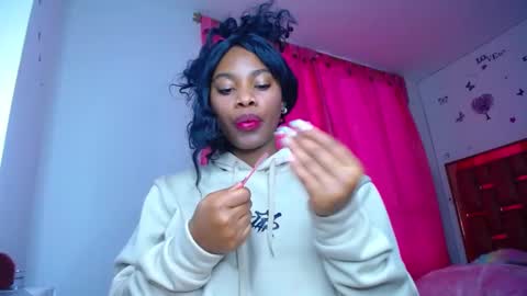 Snapshot of xayunrin chatting on 01/28/25, 11:38 xayu online show from 01/28/25, 11:38