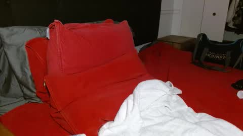 xbigshooter85 online show from 12/18/25, 05:57