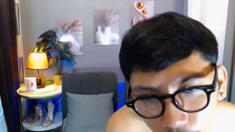 Charlie online show from 04/11/26, 07:56