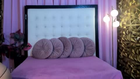 rica online show from 10/22/25, 08:25