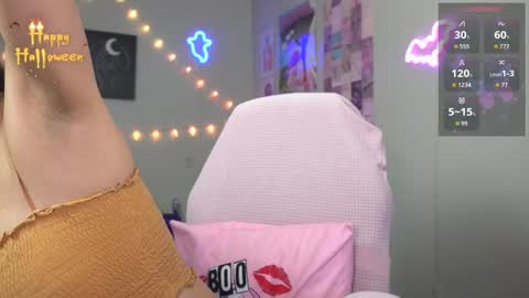 spoil me here  online show from 10/06/25, 05:43