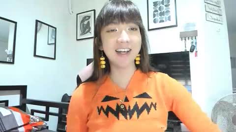 xdreamangel online show from 10/18/25, 03:53