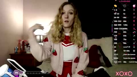 EllieeRose online show from 09/24/25, 11:30