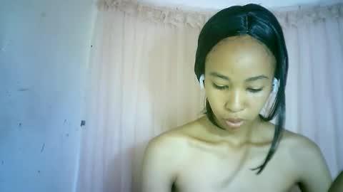 xenna610827 online show from 01/26/25, 05:13