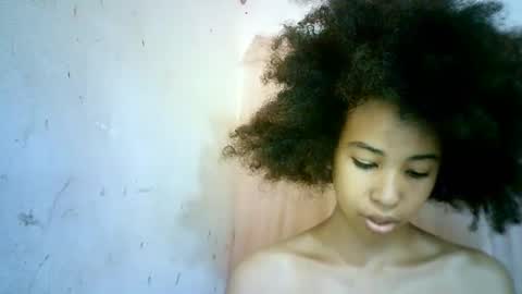 xenna610827 online show from 02/13/25, 11:50