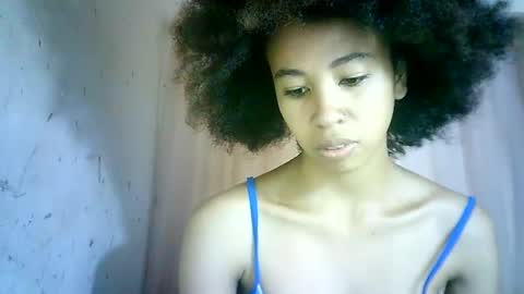 xenna610827 online show from 03/10/25, 10:48