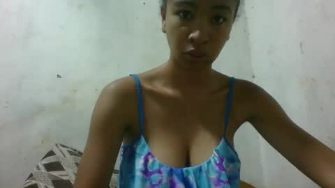 xenna610827 online show from 04/27/26, 06:33