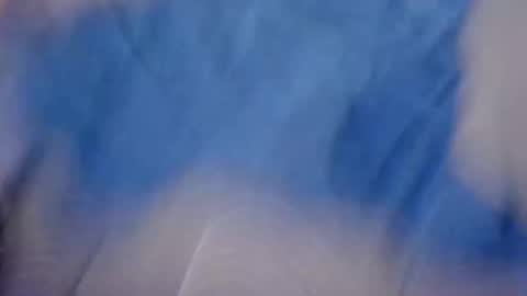 Snapshot of xesfinge chatting on 01/11/25, 03:52 xesfinge online show from 01/11/25, 03:52