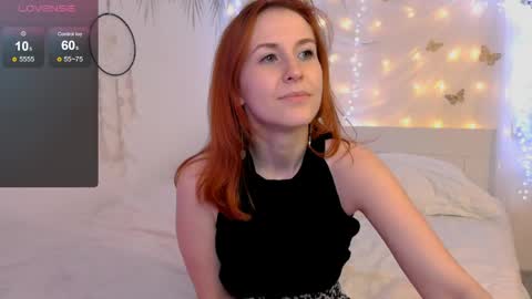 Snapshot of xeva_angelx chatting on 05/19/26, 09:32 Xeva Angels online show from 05/19/26, 09:32