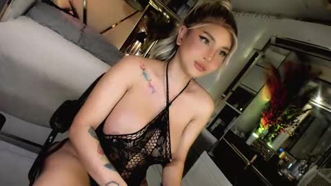 hey honey online show from 11/28/25, 04:04