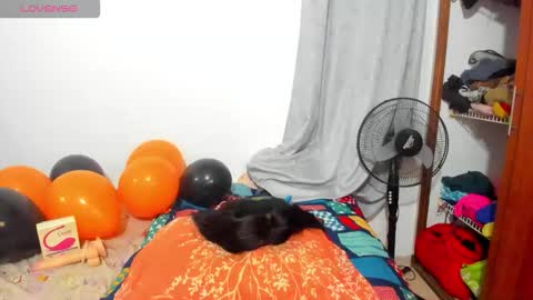 Xia Angel online show from 10/29/25, 11:01