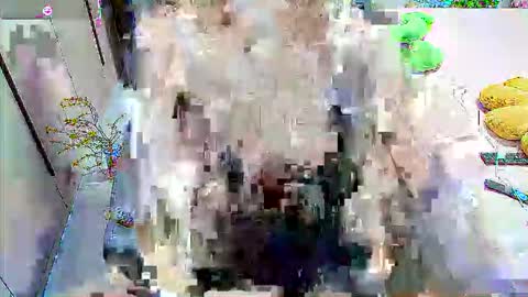 Snapshot of xiaoyu_cn chatting on 09/09/25, 12:48 xiaoyu online show from 09/09/25, 12:48