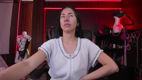 XiaQueen   I M online show from 11/28/25, 11:35