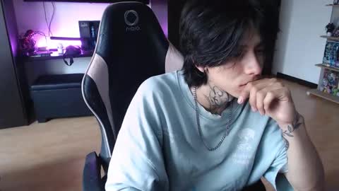 Snapshot of xice_boy chatting on 12/05/25, 01:52 xIce Boy online show from 12/05/25, 01:52