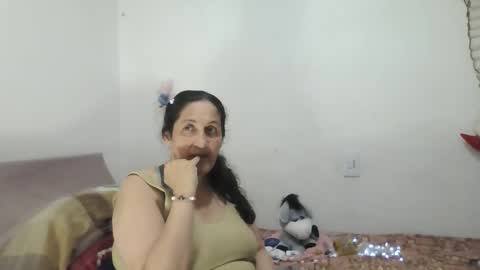 Snapshot of xime5144838 chatting on 10/14/25, 11:27 Ximena online show from 10/14/25, 11:27