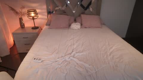 Ximena cortez online show from 01/31/25, 02:26