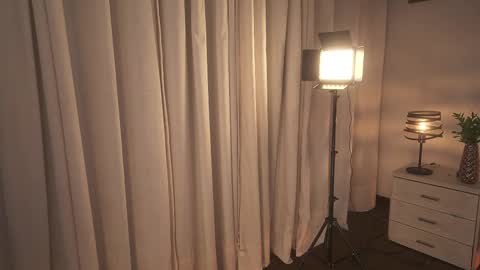 Ximena cortez online show from 11/13/25, 12:31