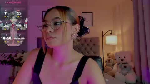 camila online show from 04/11/26, 08:35