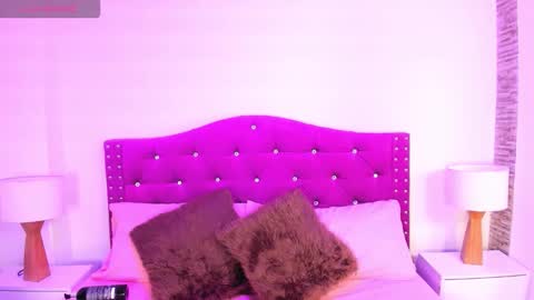 Xime  online show from 09/21/25, 02:57